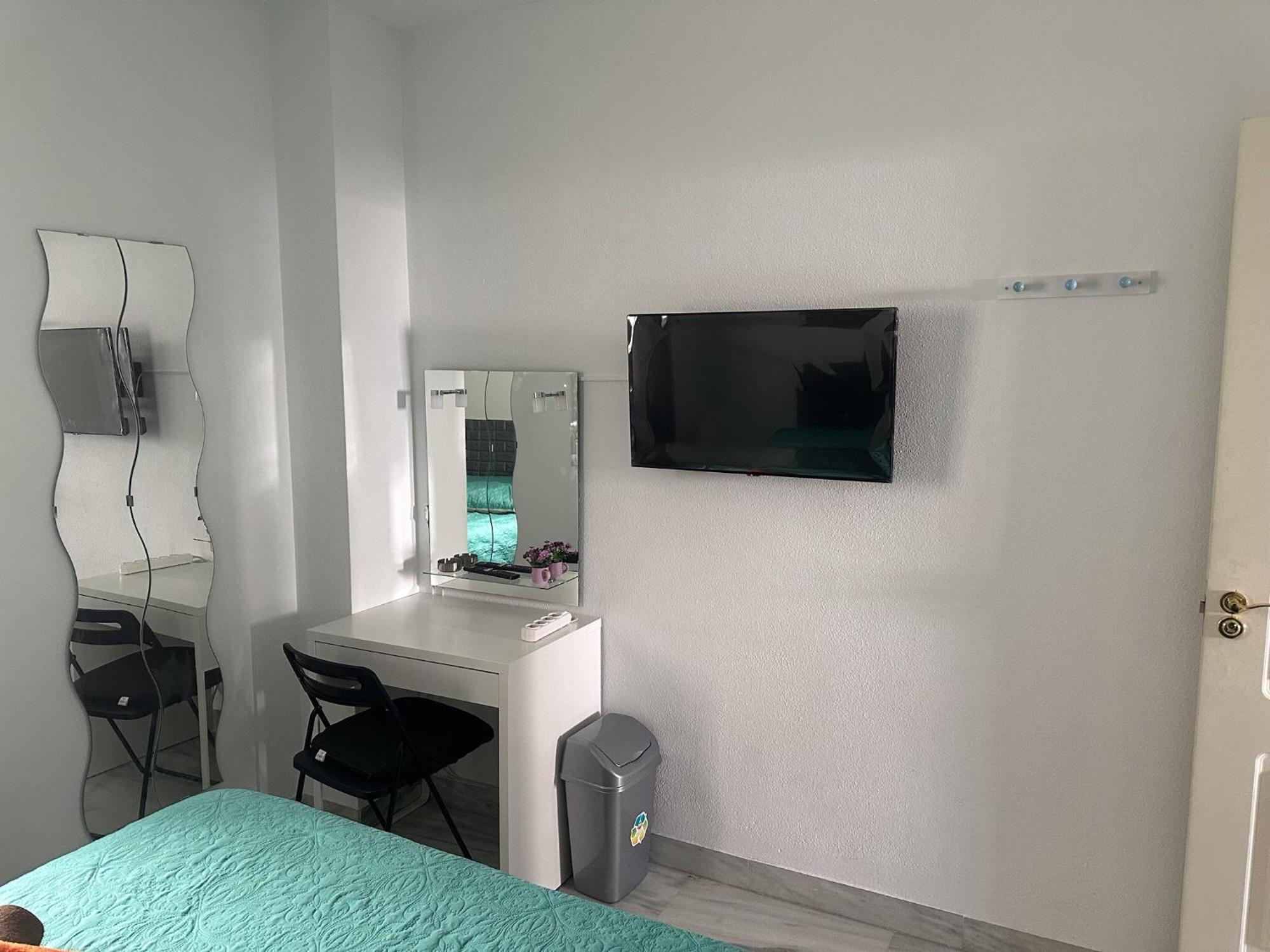 Torremolinos Habitaciones Privada En Apartamentos Compartidos Oda fotoğraf